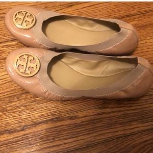 Tory Burch nude ballet flats